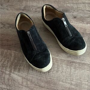 Women’s Black Suede Zip-Front Casual Sneakers